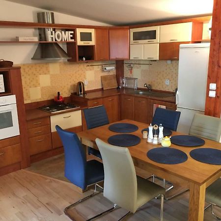 Home Veľký Slavkov Екстериор снимка