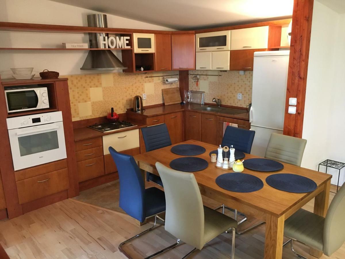 Home Veľký Slavkov Екстериор снимка