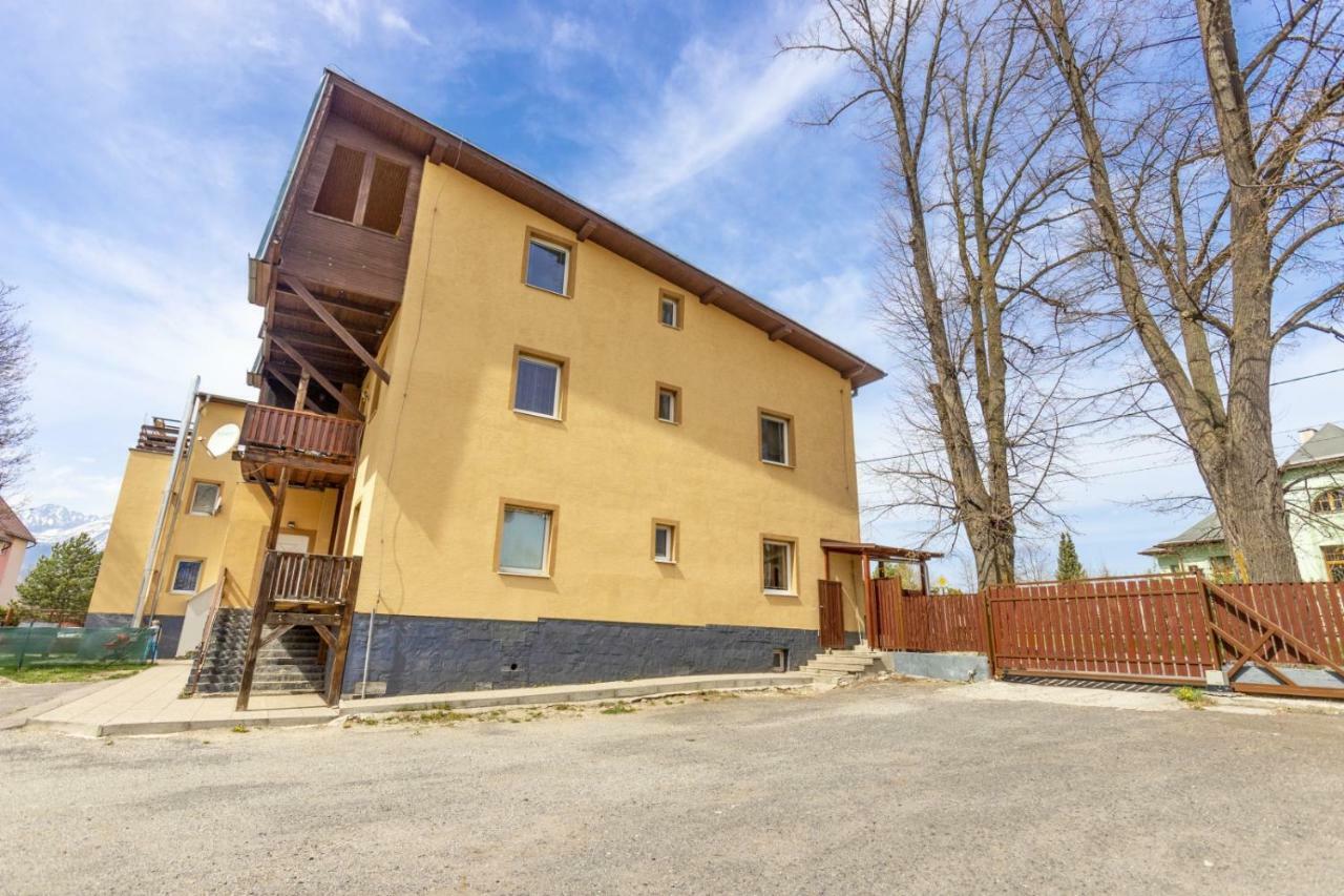 Home Veľký Slavkov Екстериор снимка