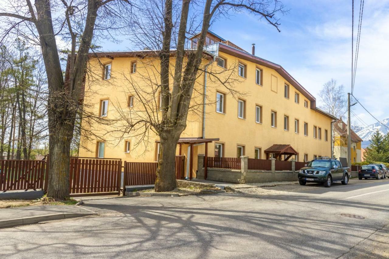 Home Veľký Slavkov Екстериор снимка